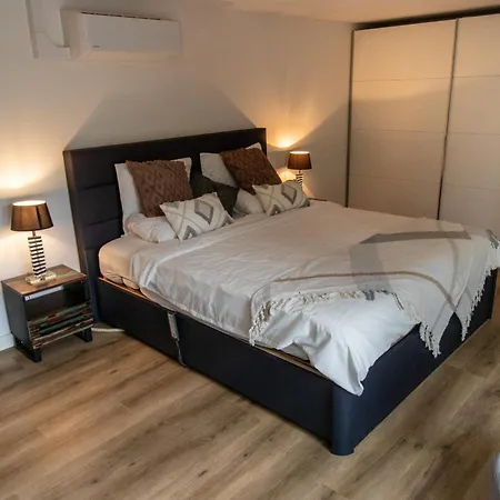 Mawosy Bed & Breakfast *
